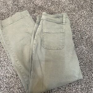 🌟SALE🌟 
High-Rise Wide-Leg Crop Pants